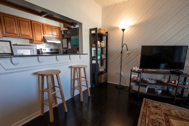 Foto del edificio - 736 W Ocean View Ave