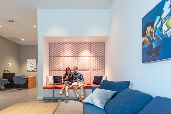 Foto del edificio - 10 Clay