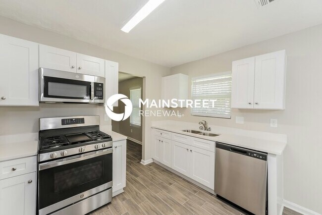 Foto del edificio - 3 Bedroom Pet-Friendly Home in LITHONIA, G...