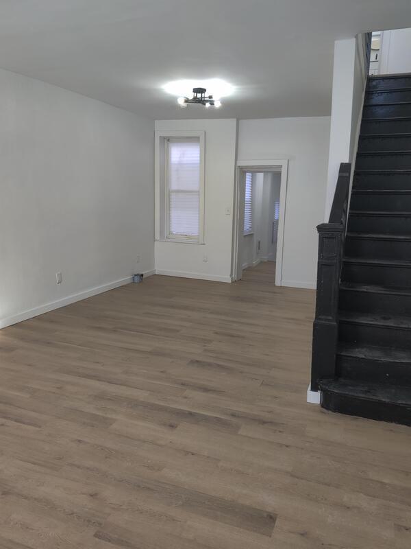 Building Photo - 2217 W Firth St