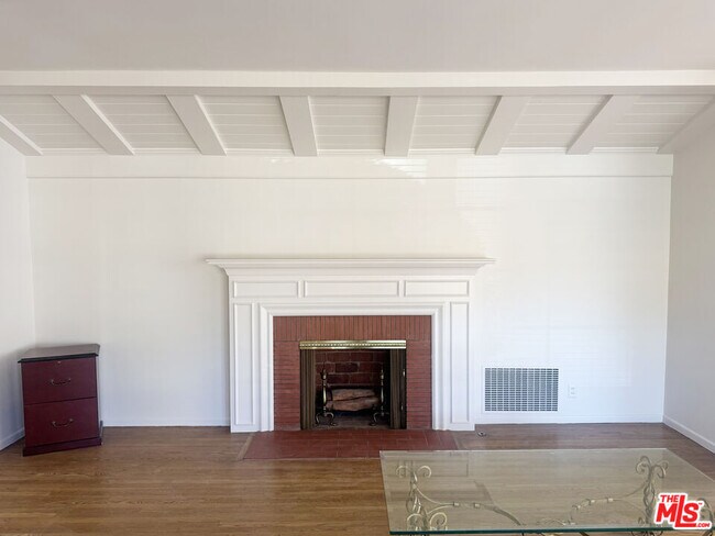 Foto del edificio - 13054 Hartsook St