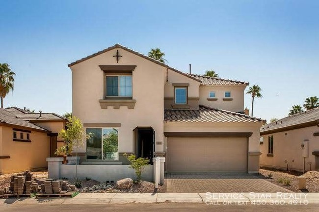 Building Photo - Beautiful Newer 4 Bed 2.5 Bath