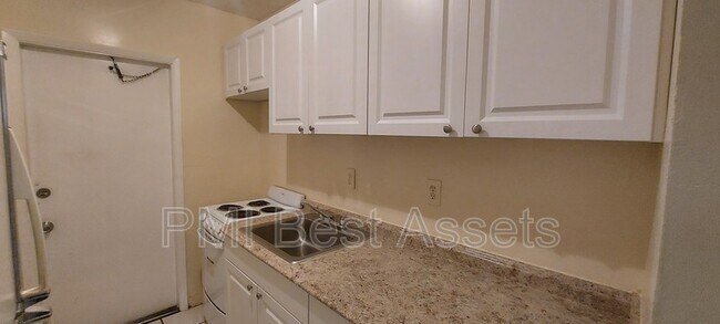 Foto del edificio - 847 NW 13th Ave