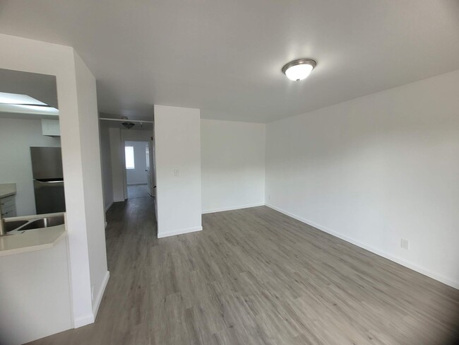 Open Plan Living Room - 5073 Hermosa Ave