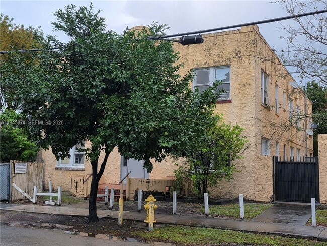 Foto del edificio - 1005 SW 19th Ave