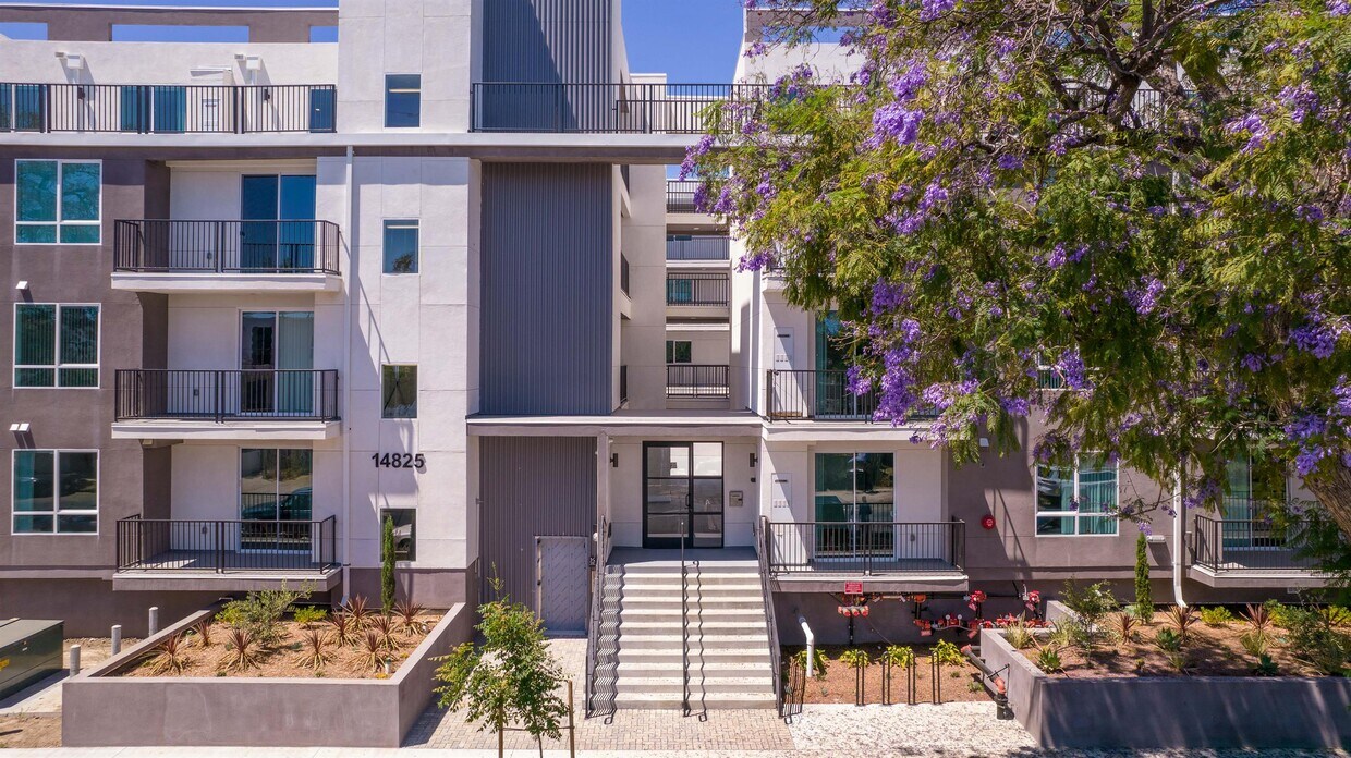 14825 Delano St Unit 206, Los Angeles, CA 91411 Apartment for Rent in