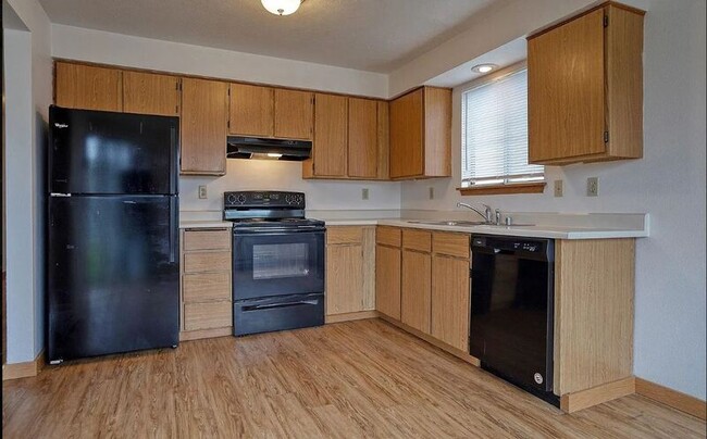 Foto del edificio - 4731 N Sullivan Rd