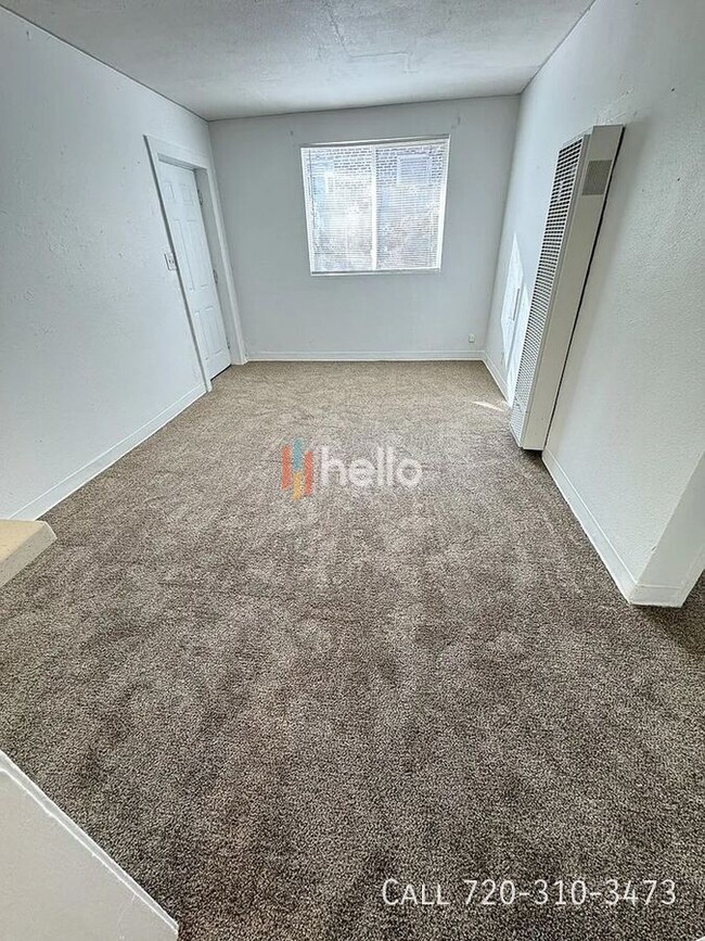 Building Photo - 1409 Clinton St