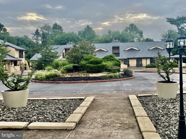Foto del edificio - 301 Browning Ln