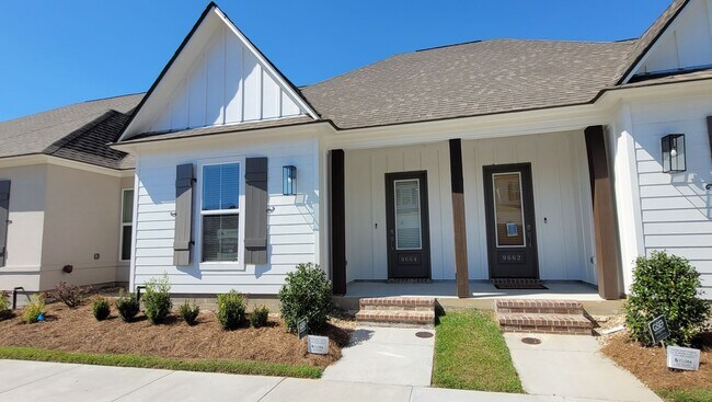 Brand new 3 bedroom, 2 bath town home! - Brand new 3 bedroom, 2 bath town home!