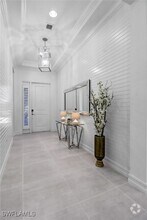 Building Photo - 9264 Glenforest Dr