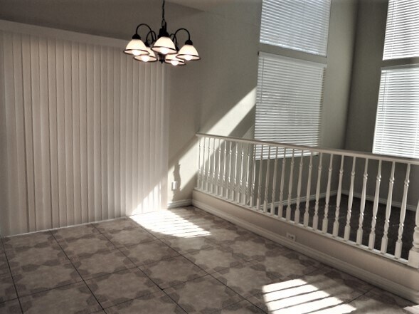 Foto del edificio - 1576 Stone Valley Ave