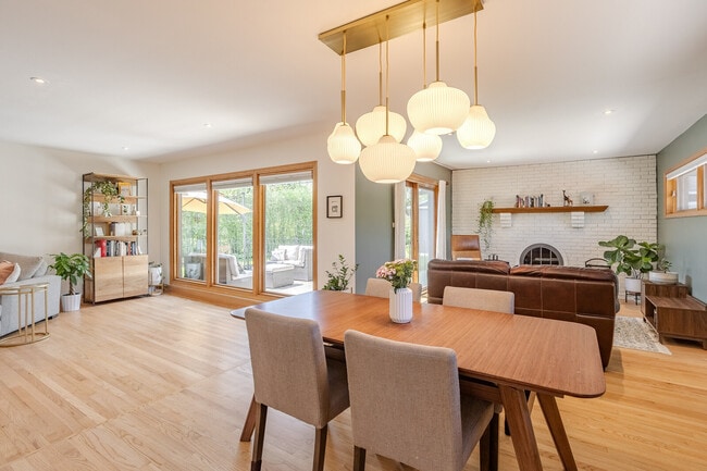 Foto del edificio - 715 Lamon Ave