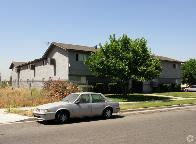Building Photo - Casa Valencia Apartments