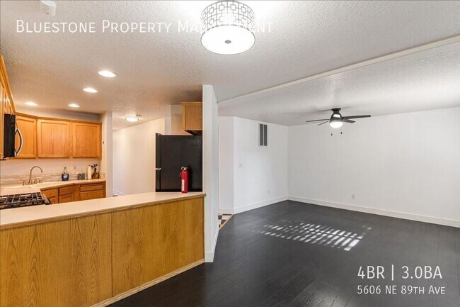 Building Photo - 5606 NE 89th Ave