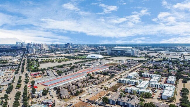 Foto del edificio - 2816 S Bartell Dr