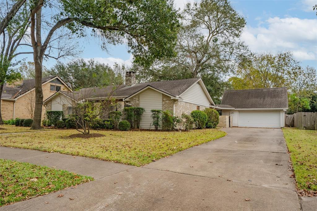 Foto principal - 16509 Delozier St