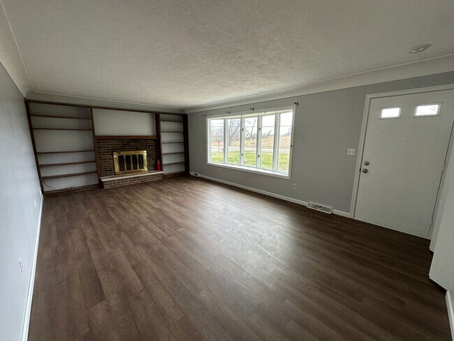 Building Photo - Single Family Home in Parma, MI