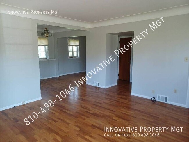 Foto del edificio - 5181 Elms Rd