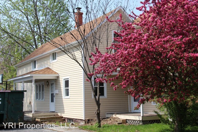Building Photo - 4 br, 2 bath House - 529 West Hardin Street