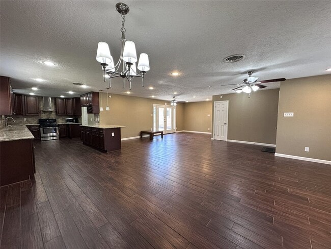Building Photo - 1766 Maux Dr