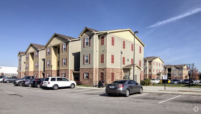 525 Angliana ¡alejado - Latitude Lexington