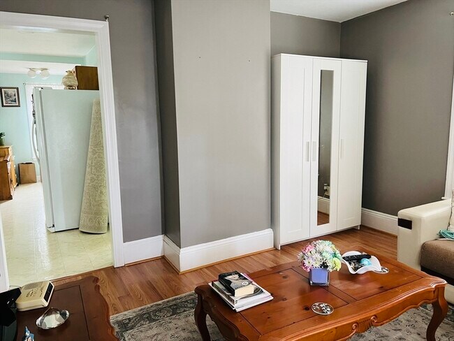 Building Photo - 153A Belmont St