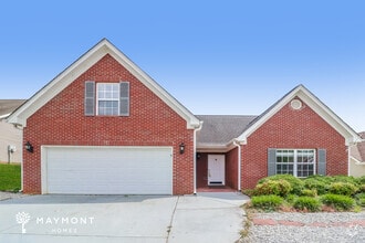 Building Photo - 1509 Queen Elizabeth Dr
