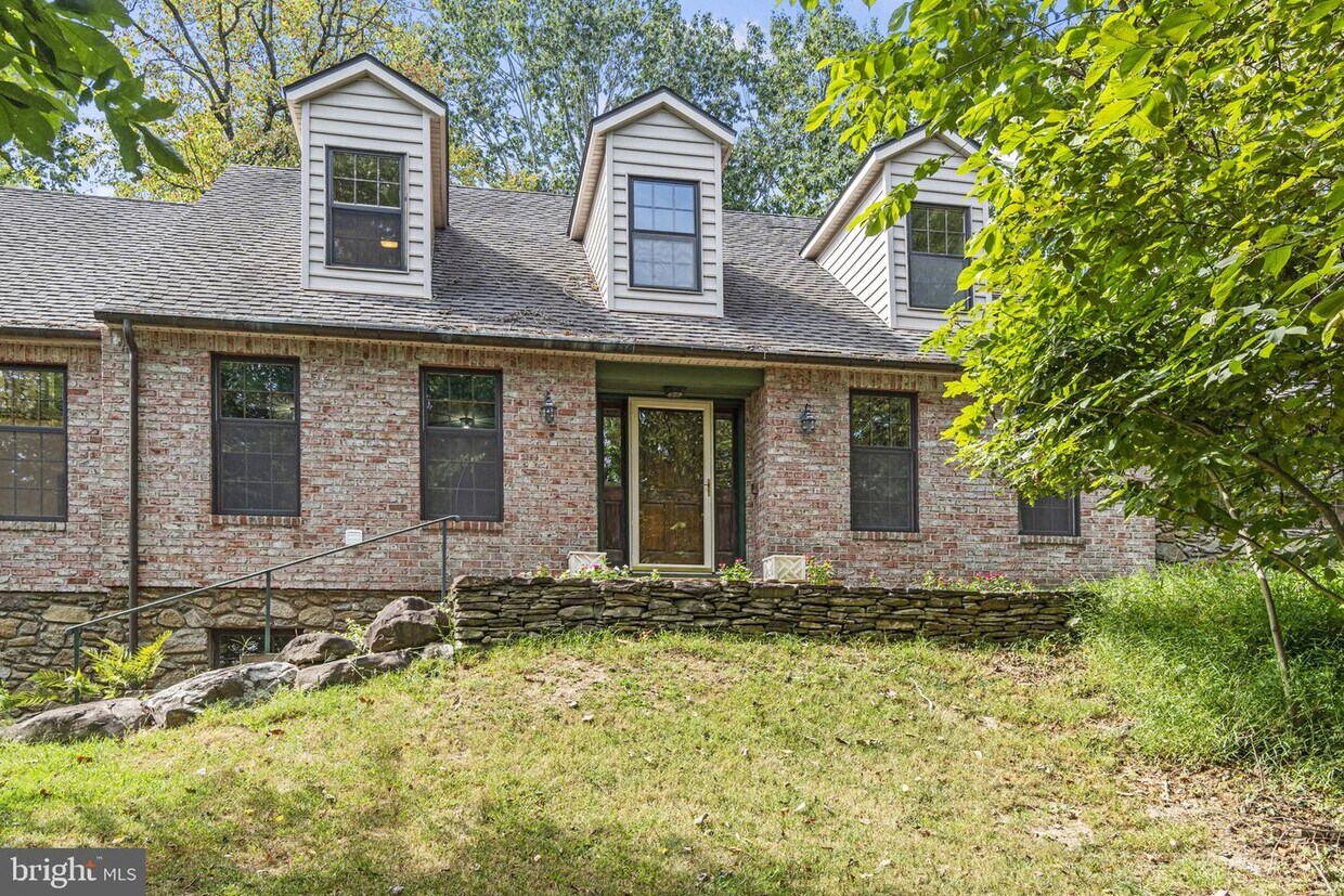 12780 Chatter Brook Dr, Catharpin, VA 20143 House Rental in Catharpin