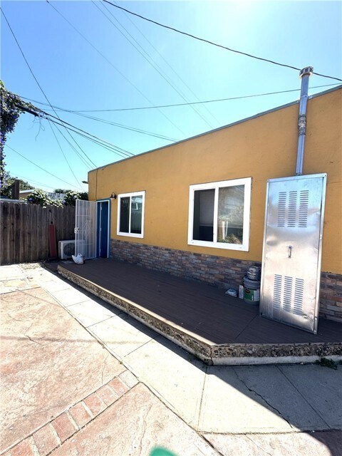 Foto del edificio - 4012 S Budlong Ave