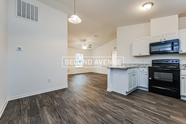 Building Photo - 80 Locust Pass Run