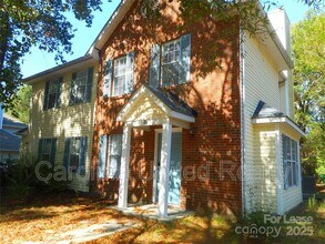 Building Photo - 6622 Bevington Ridge Rd