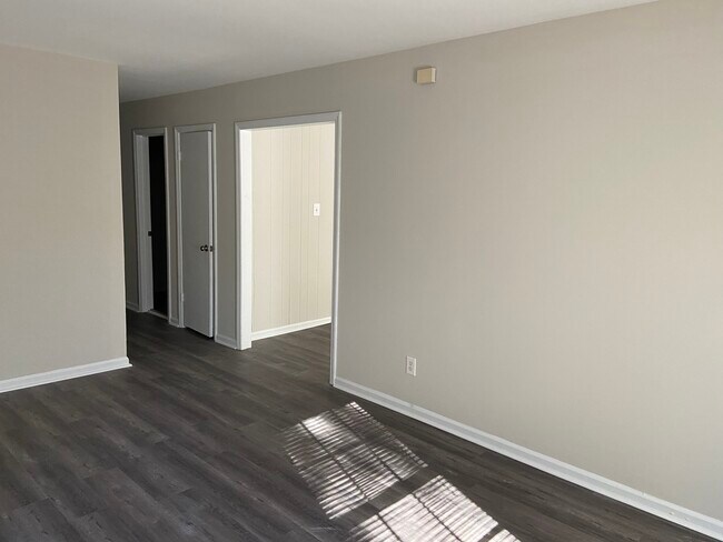 Living Room - 605 Starling Way