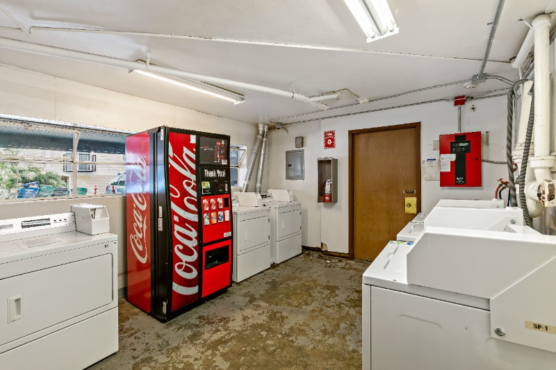 Foto del edificio - 5625 15th Ave NE