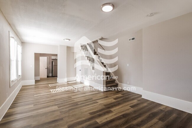 Foto del edificio - 1102 N Tacoma Ave