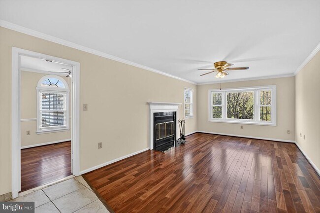 Foto del edificio - 102 Cunningham Park Ct SE