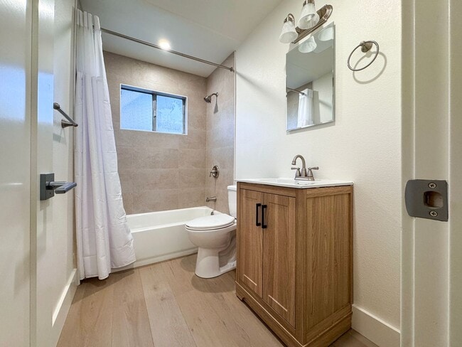 Photo - Residential Apartment near Downtown Fullerton