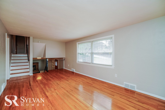 Primary Photo - Split-level 3 BR, 2.5 BA home is move-in r...