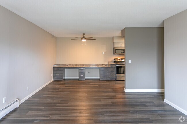 2BR, 1BA - 1,030SF - Heatherwood Apartments | MODERNIZED LIVING