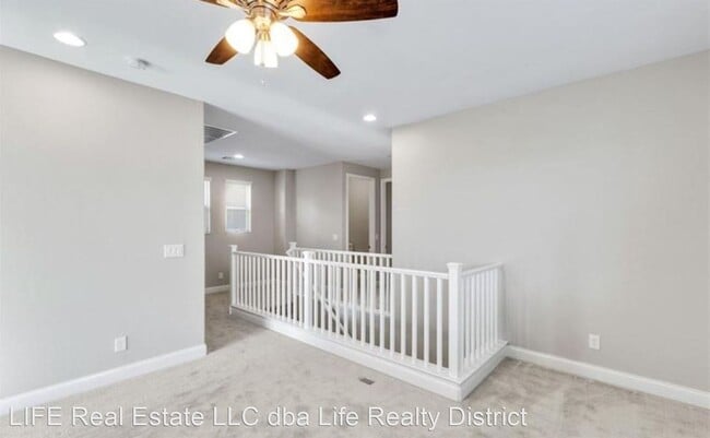 Building Photo - 3 br, 2.5 bath House - 893 Cirrus Cloud Ave.