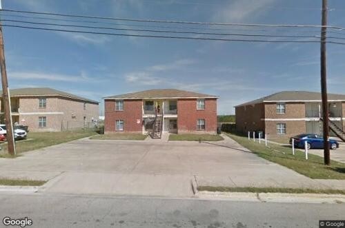 Vista frontal exterior - 2313 Terrace Dr