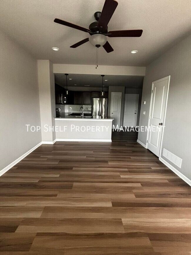 Building Photo - 2308 Hazeltine Pl