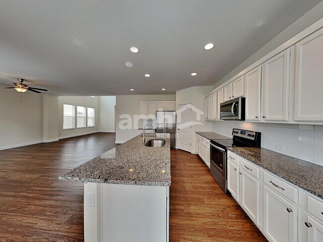 Foto del edificio - 12749 Ventana St