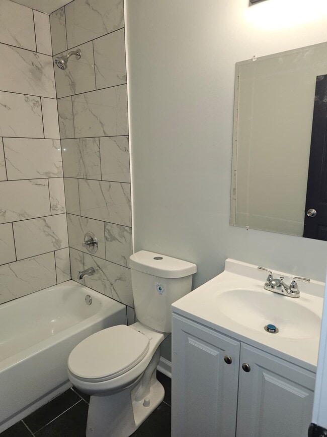 Foto del edificio - 2850 Montague Ave