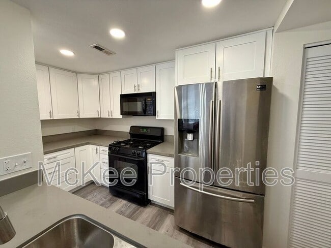 Building Photo - 701 Kettner Blvd