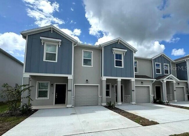 Building Photo - 3174 Laurent Lp