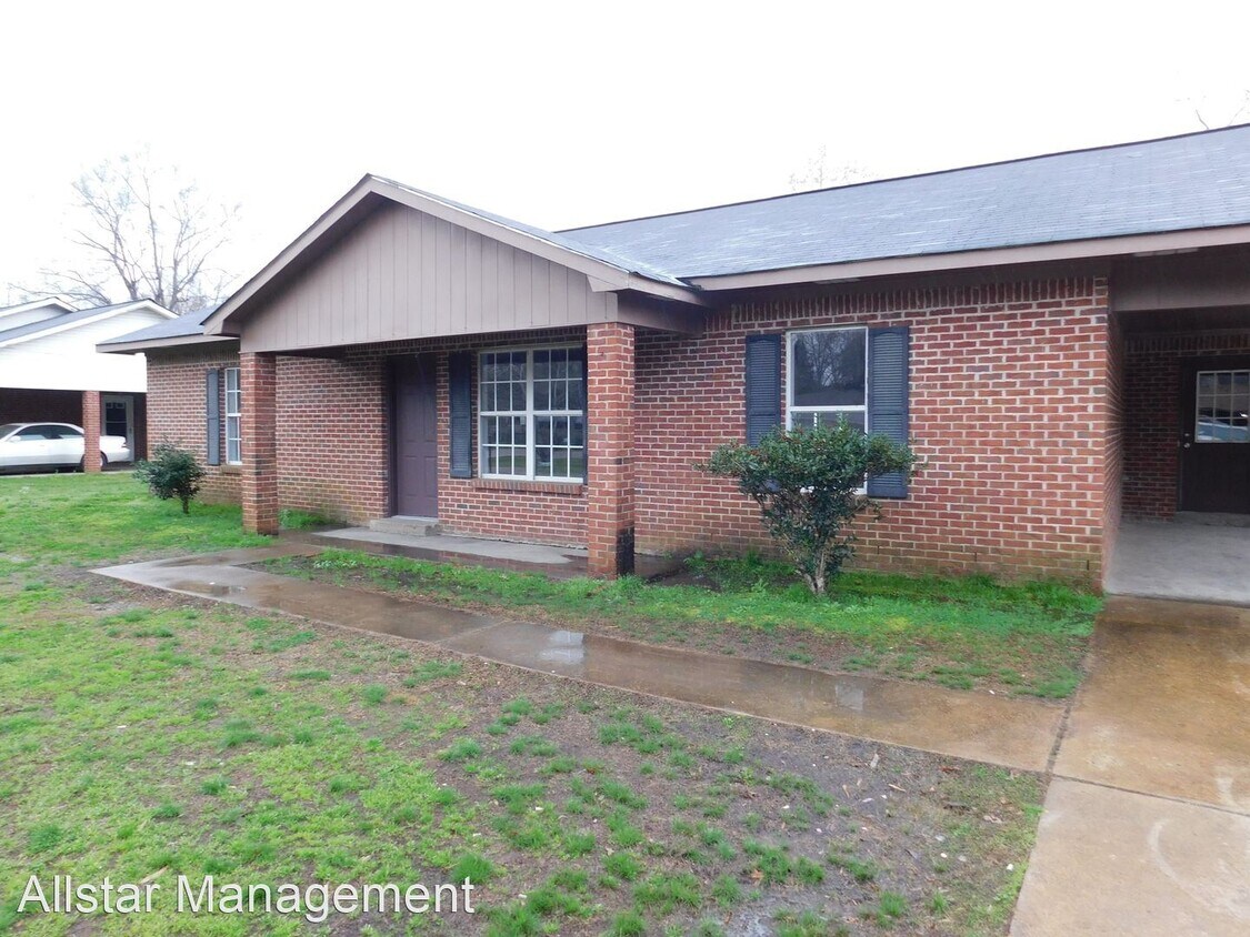 231 Van Voris St, Batesville, MS 38606 House Rental in Batesville, MS