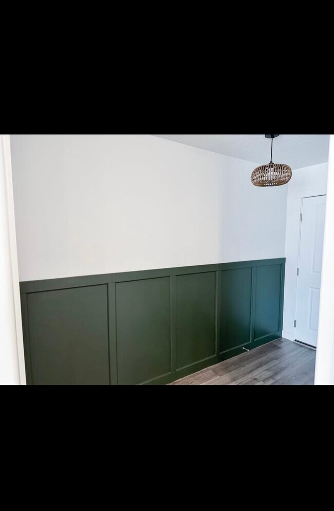 Building Photo - 913 E Flotsam Way