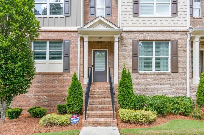 Building Photo - 225 Aventine Ln