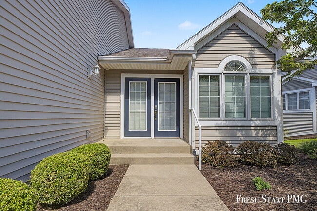 Building Photo - 2107 Blue Bell Way